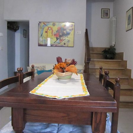 דירות Vivo dʼOrcia Casa Giuly מראה חיצוני תמונה