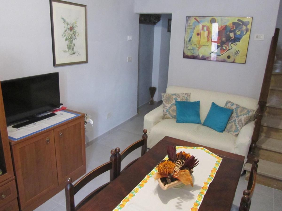 דירות Vivo dʼOrcia Casa Giuly מראה חיצוני תמונה