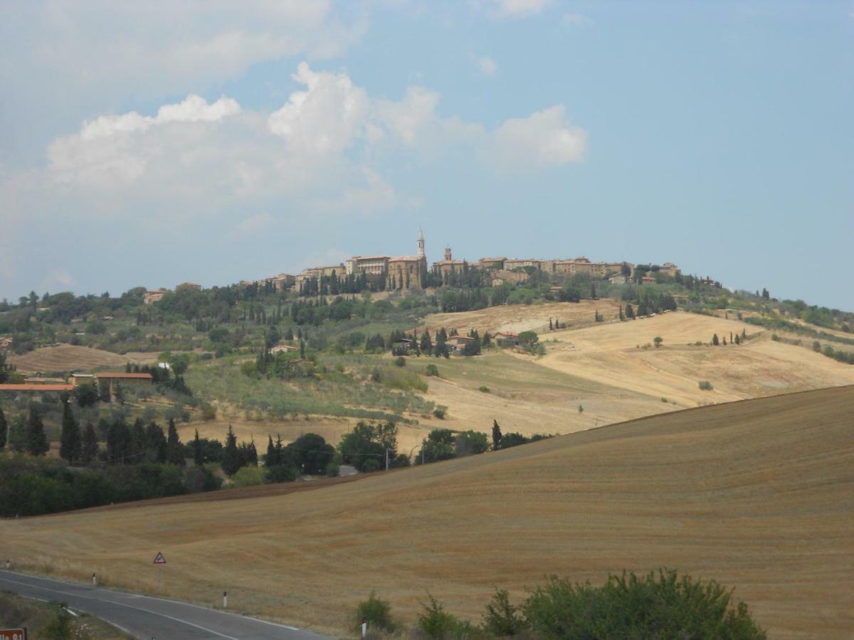 דירות Vivo dʼOrcia Casa Giuly מראה חיצוני תמונה